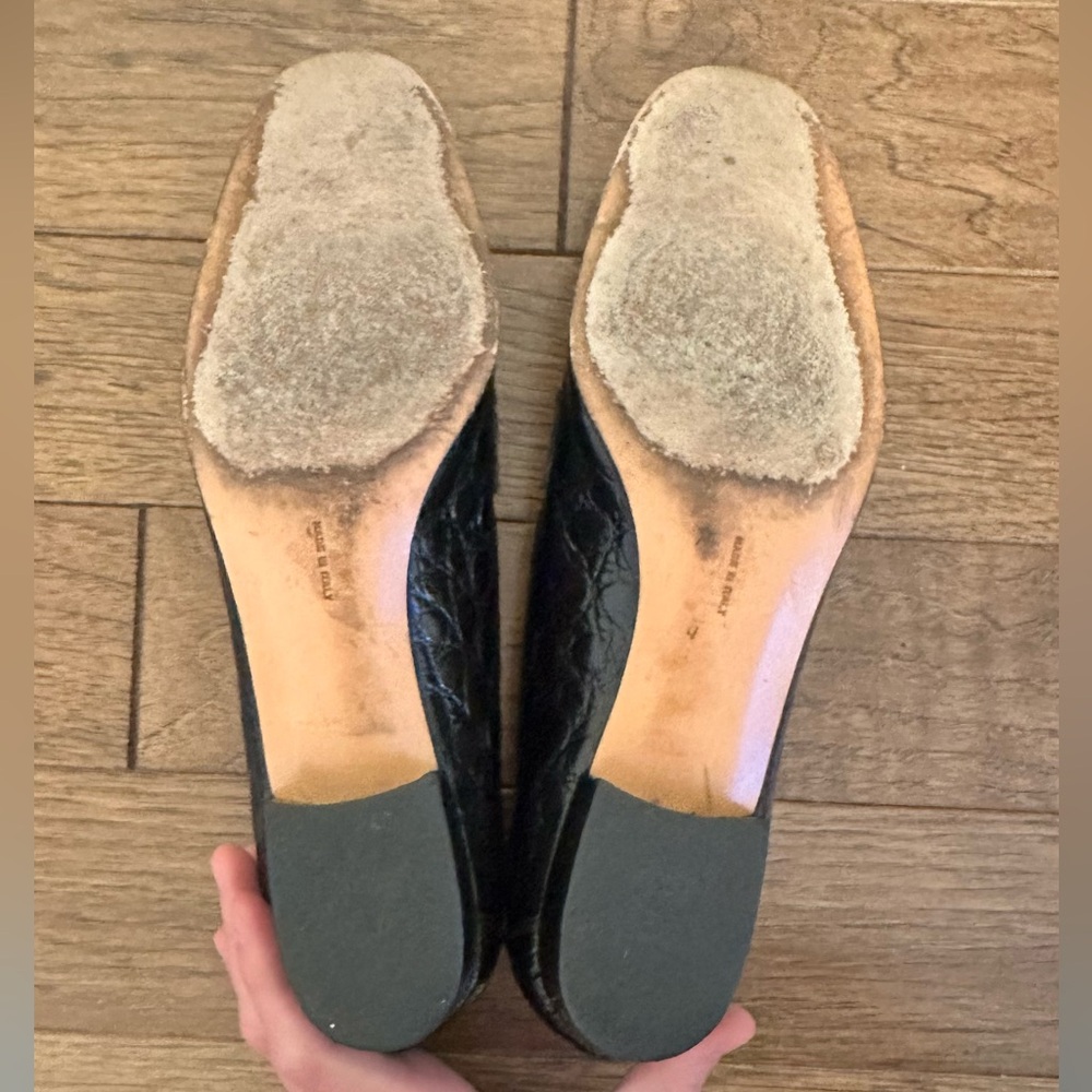 Salvatore Ferragamo | Black Crocodile Pattern Loafers - Picture 9 of 13